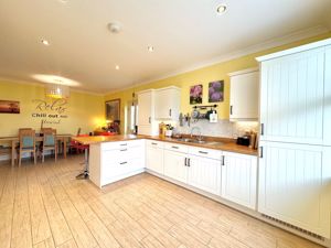 Photo 18- click for photo gallery